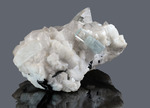 Berillo var. Acquamarina - Skardu Area, Gilgit-Baltistan, Pakistan - Campione di 121,83 x 90,97 mm con cristallo di 26,13 mm biterminato - € 150,00