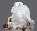 Fluorapophyllite-(K) - Nashik District, Nashik Division, Maharashtra, India - Campione di 57.87x35.63 mm, cristallo di 27.84 mm - € 80,00