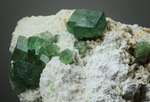 Andradite var. Demantoide - Antetezambato Demantoid-Topazolite Mine, Antetezambato, Maherivaratra Commune, Ambanja District, Diana Region, Antsiranana Province, Madagascar - Campione di 71.12x43.67mm con cristalli di Demantoide - € 250,00