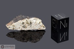 JOHNSTOWN - Caduta il 6 Luglio 1924, Contea Weld, Colorado, USA. Achondrite Diogenite. Massa totale recuperata 40.3 kg. Pezzo in collezione: frammento con crosta gr.4.25 (McM121)