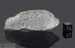 DAR AL GANI 476 - Recuperata il 1 Maggio 1998, Dar Al Gani, Deserto libico, Libia. Achondrite Shergottite, basalto marziano. Massa totale recuperata 2015 grammi. Pezzo in collezione: fetta gr.3.75 (McM272)